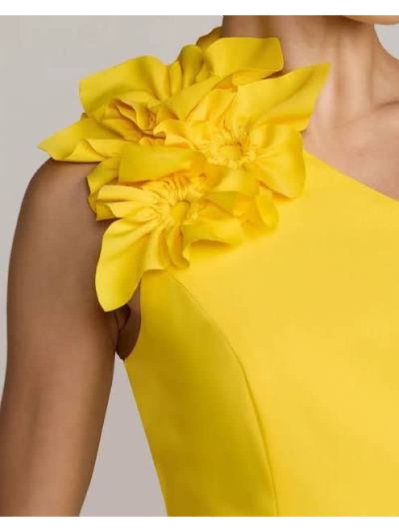 Sol Un Hombro Floral · Mac Duggal